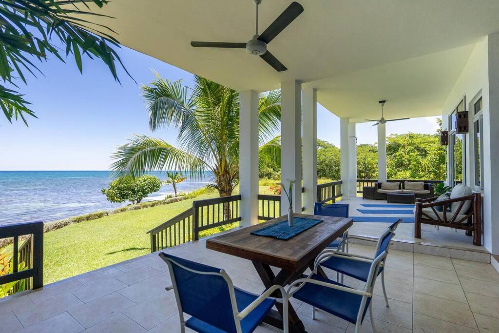 Ivy'S Cove Beach Side Condo - Luxury Villa Whitehouse Ngoại thất bức ảnh